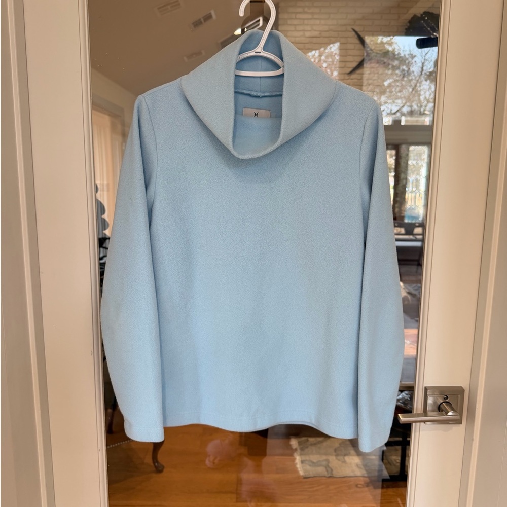 Dudley Stephens Greenpoint Turtleneck in Ice Blue Vello Fleece